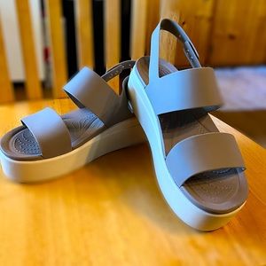 Women’s Crocs Brooklyn Low Wedge